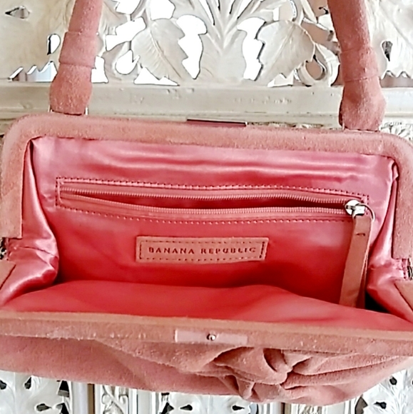 Pink leather clutch Purse With handle - Picture 3 of 14